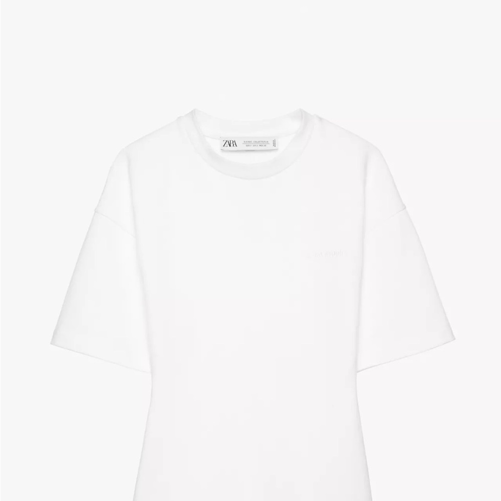 Thick fitted tshirt only worn once!